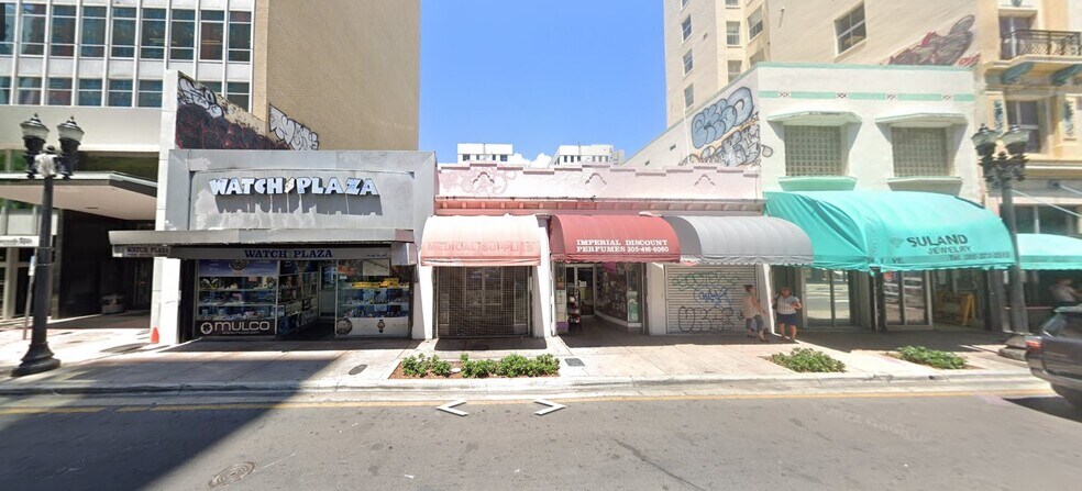 26-32 NE 1st Ave, Miami, FL à vendre - Photo principale – Image 1 sur 8