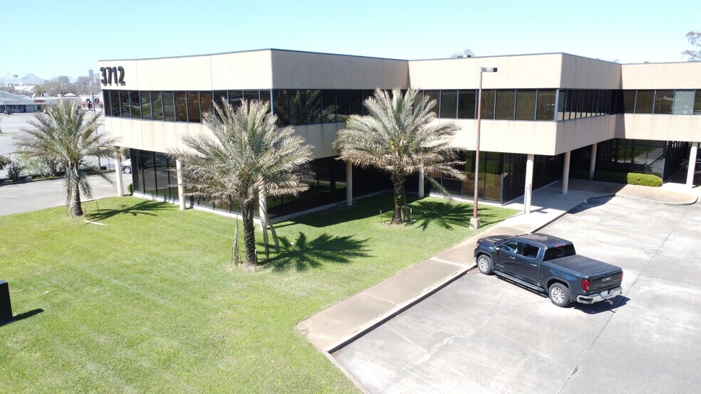 3712 MacArthur Blvd, New Orleans, LA à louer - Photo de l’immeuble – Image 2 sur 11