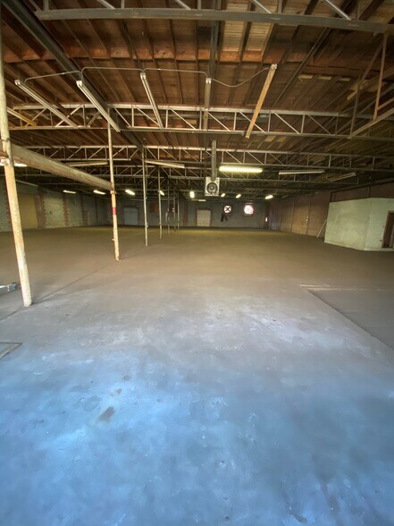 835 S Congress St, Jackson, MS à vendre - Photo intérieure – Image 3 sur 6