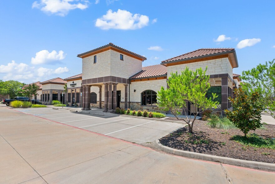 520 E Southlake Blvd, Southlake, TX à louer - Photo de l’immeuble – Image 3 sur 38