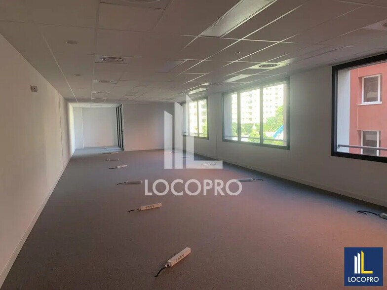 Bureau dans Nice à louer - Photo de l’immeuble – Image 2 sur 6