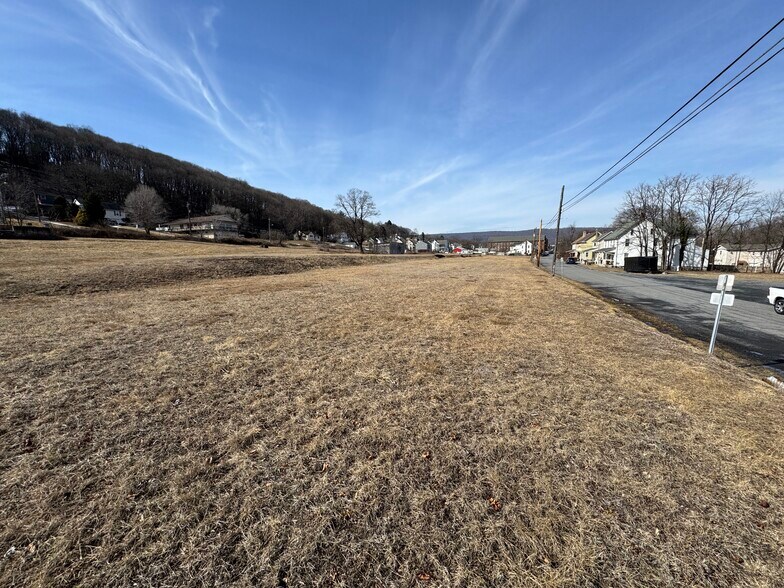311 Walnut St, Slatington, PA à louer - Autre – Image 2 sur 2