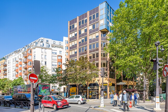 Plus de détails pour 5 Place Du Colonel Fabien, Paris - Bureau à louer