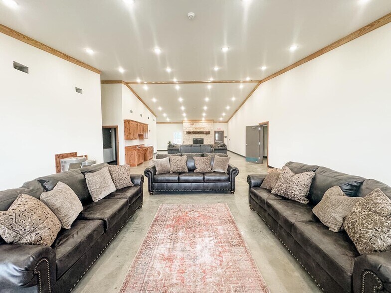 76 Sunset Ln, Oak Ridge, LA à louer - Photo de l’immeuble – Image 1 sur 11
