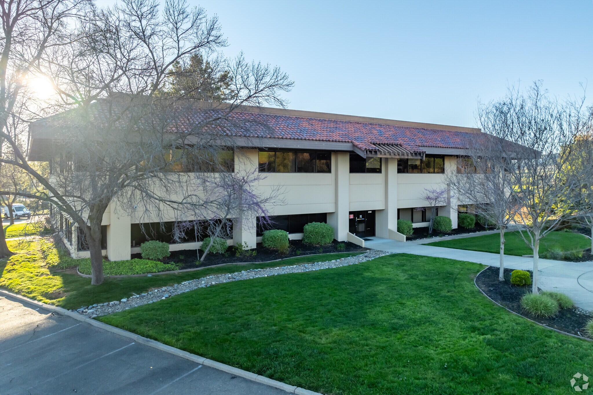 5190 Golden Foothill Pky, El Dorado Hills, CA à louer Photo principale– Image 1 sur 9