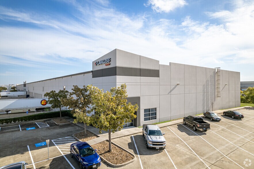 13323 S Gessner Rd, Missouri City, TX à louer - Photo de l’immeuble – Image 2 sur 4