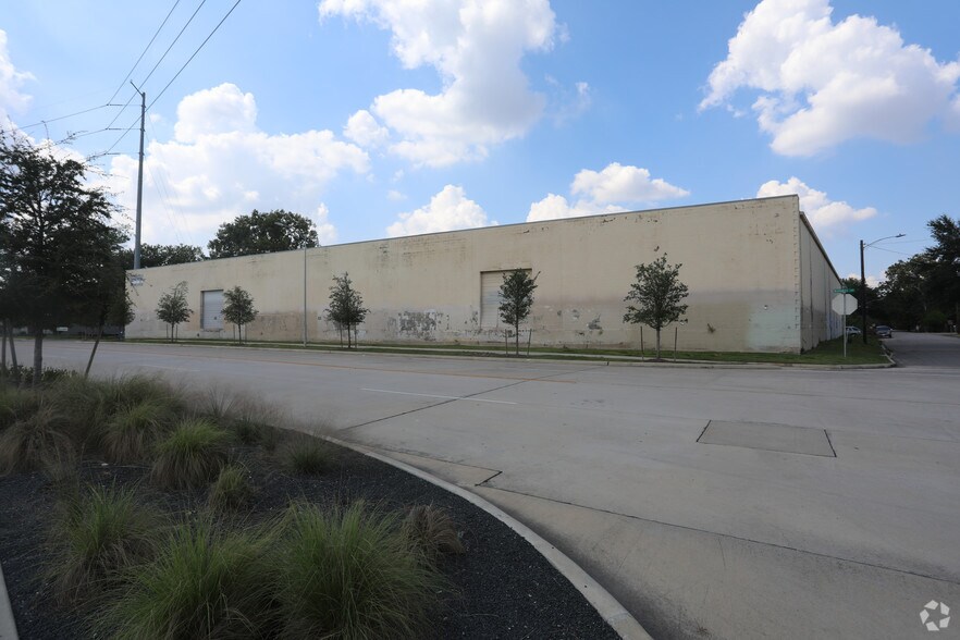 1512 Gano St, Houston, TX à louer - Photo de l’immeuble – Image 2 sur 3