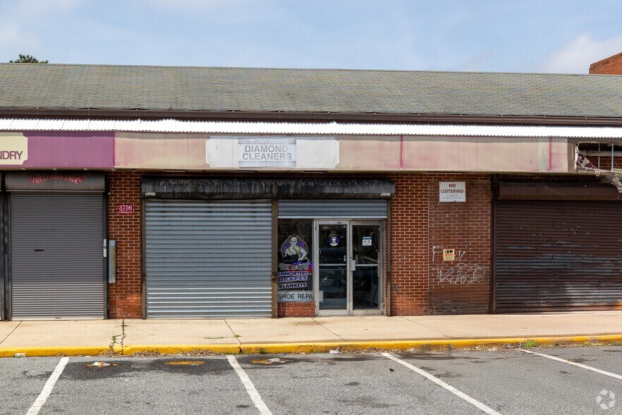 3718-3758 W Belvedere Ave, Baltimore, MD à vendre - Photo de l’immeuble – Image 3 sur 4