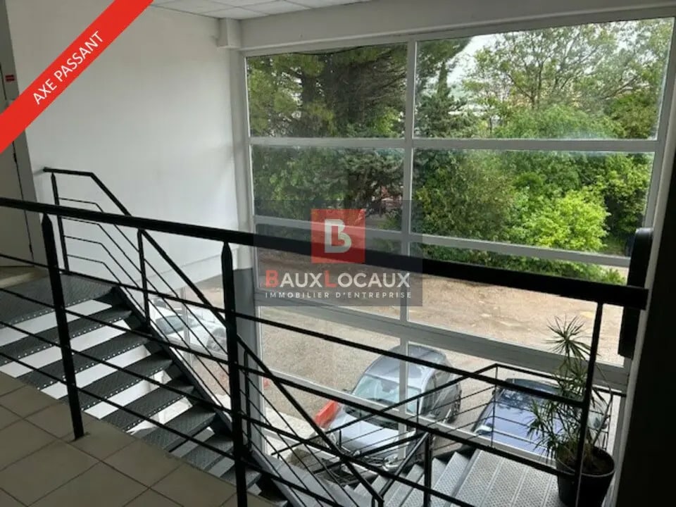 Bureau dans Venelles à louer Photo intérieure– Image 1 sur 13