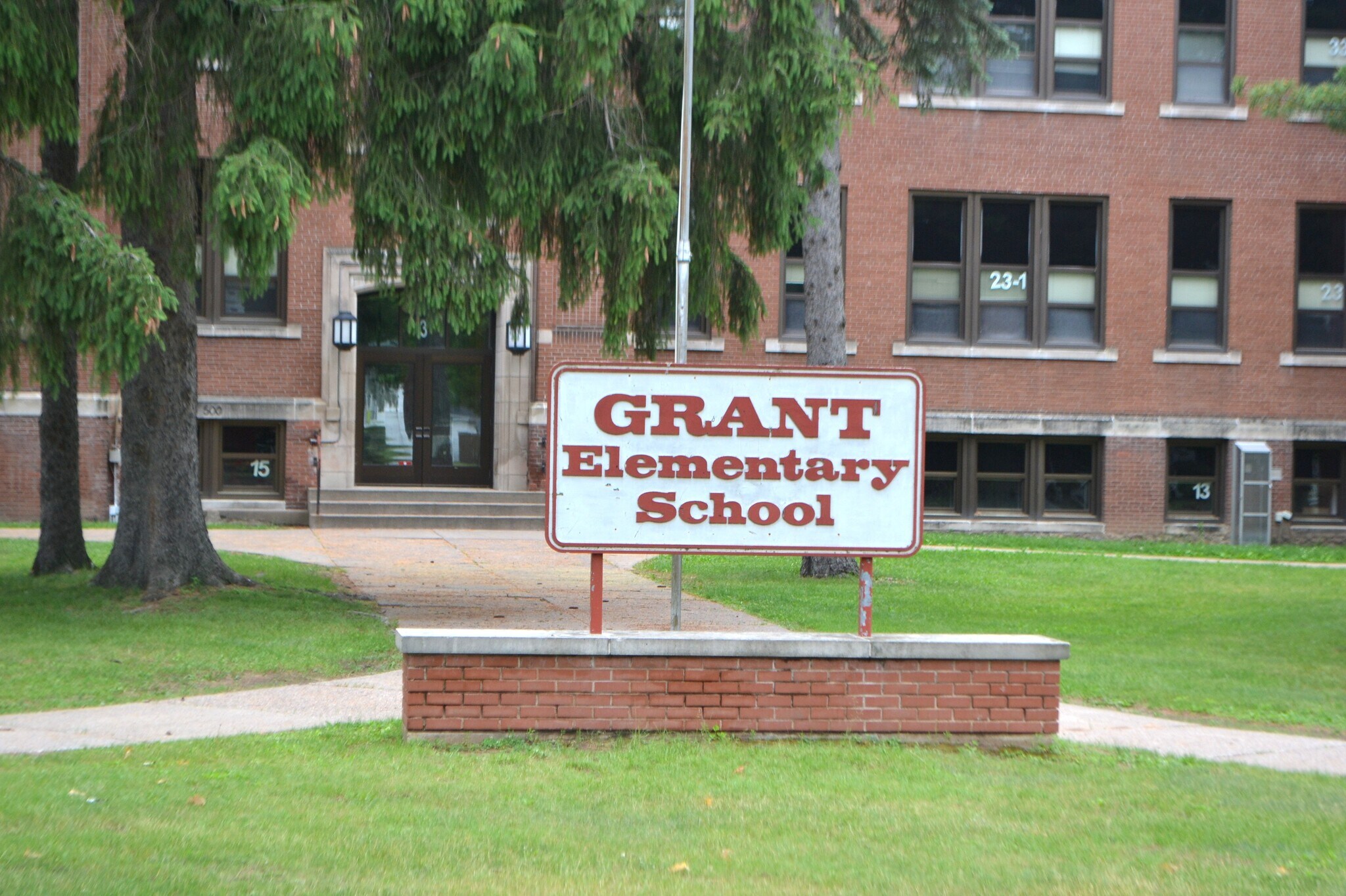 500 N 4th Ave, Wausau, WI à vendre Photo principale– Image 1 sur 54