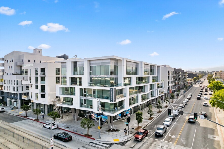 1550 Lincoln Blvd, Santa Monica, CA à louer - Photo de l’immeuble – Image 2 sur 57