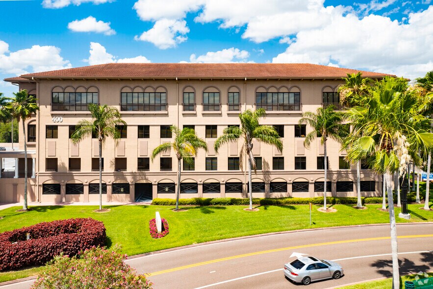 450 Carillon Pky, Saint Petersburg, FL à louer - Photo de l’immeuble – Image 3 sur 14