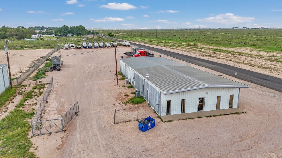 5508 S FM 1788, Midland, TX à vendre - Photo de l’immeuble – Image 1 sur 12