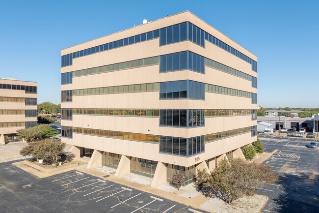 Plus de détails pour Value-Add DFW Office Portfolio – Bureau aux enchères, Hurst, TX