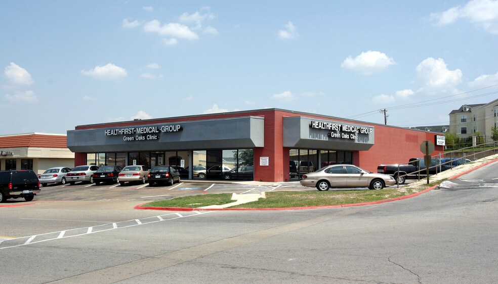 2400 Mall Cir, Fort Worth, TX à louer - Photo de l’immeuble – Image 2 sur 3