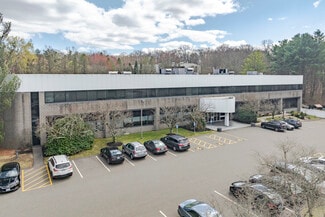 Plus de détails pour 126 Monroe Tpke, Trumbull, CT - Différents types d’espaces à louer