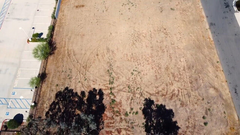 Eastman Drive, Murrieta, CA à vendre - Vidéo sur l’annonce professionnelle – Image 2 sur 7