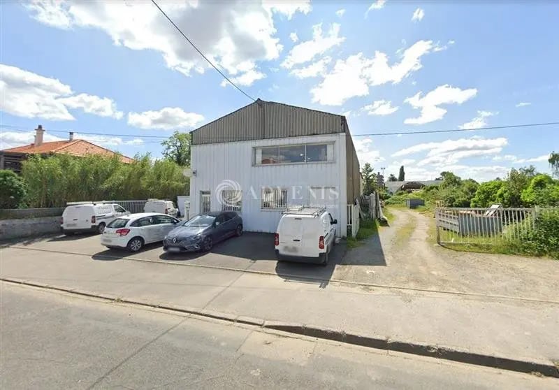 Local d’activités dans Rezé à louer - Photo de l’immeuble – Image 1 sur 5