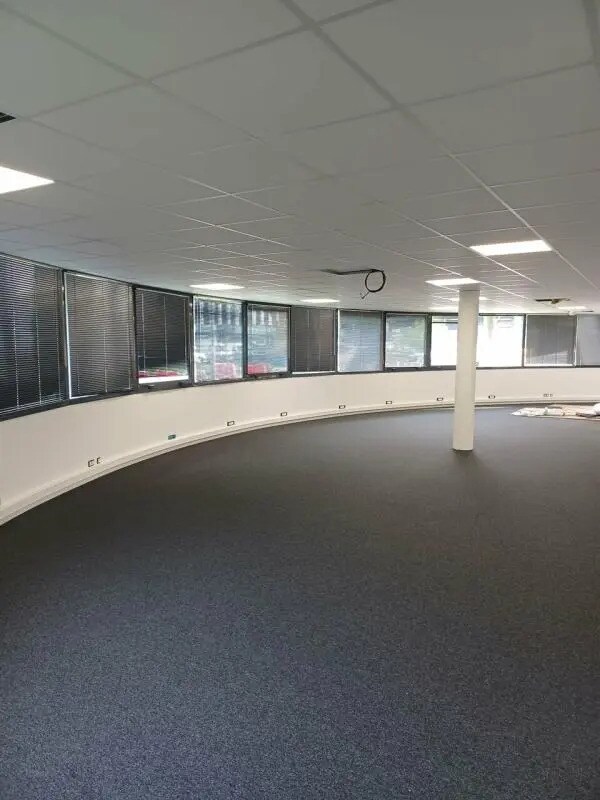 Bureau dans Mérignac à louer Photo de l’immeuble– Image 1 sur 12