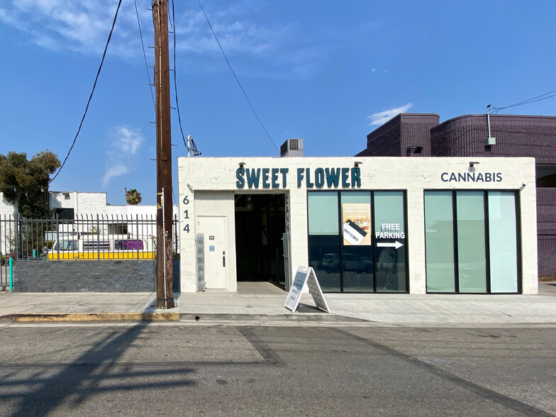 614 S Mateo St, Los Angeles, CA à louer - Photo de l’immeuble – Image 1 sur 6