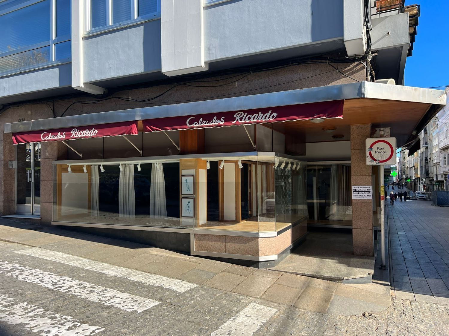 Rúa Real, 154, Ferrol, La Coruna à louer Photo de l’immeuble– Image 1 sur 25