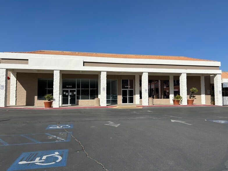 69044 E Palm Canyon Dr, Cathedral City, CA à louer - Photo de l’immeuble – Image 3 sur 11