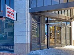 11 E Forsyth St, Jacksonville, FL à louer Photo de l’immeuble– Image 2 sur 8