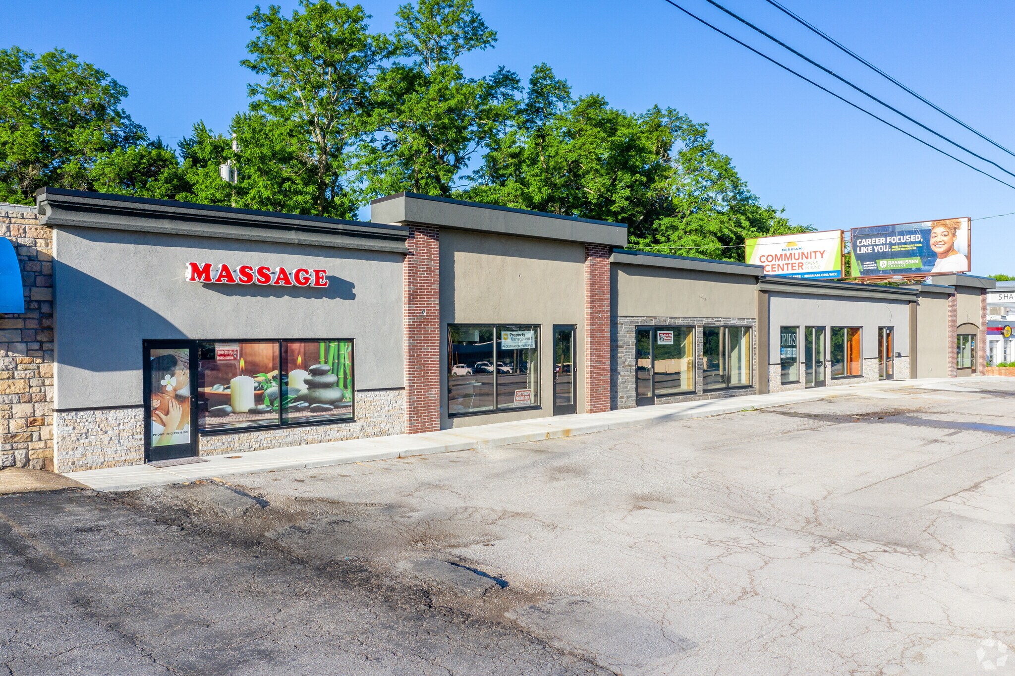 7801-7811 Shawnee Mission Pky, Overland Park, KS à louer Photo principale– Image 1 sur 23