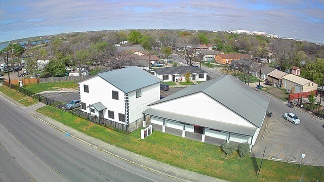1103 New Laredo Hwy, San Antonio, TX à vendre - Photo principale – Image 1 sur 17