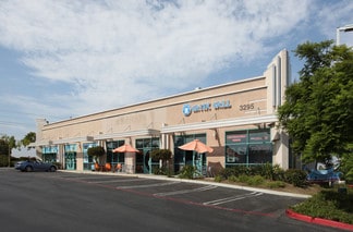 Plus de détails pour 3211-3295 Business Park Dr, Vista, CA - Local commercial à louer