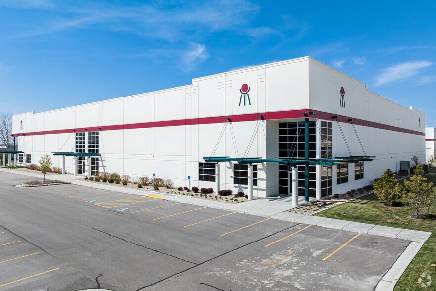 205 N 1140 W, Ogden, UT à louer - Photo principale – Image 1 sur 12