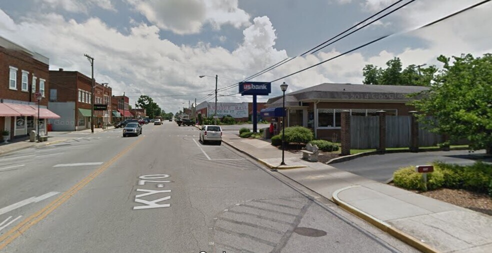 104 Broadway St, Cave City, KY à louer - Photo de l’immeuble – Image 3 sur 7