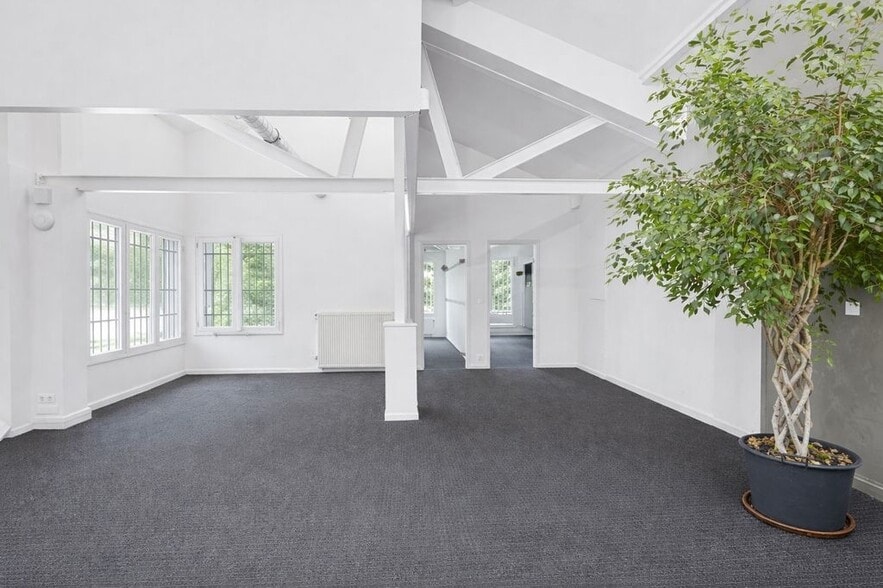 230 Rue Du Faubourg Saint-Antoine, Paris à louer - Photo intérieure – Image 2 sur 9