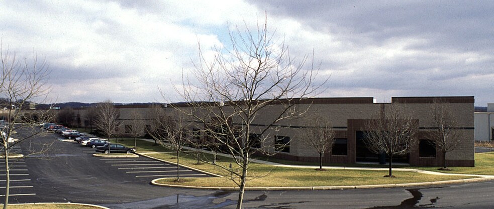 335-395 Phoenixville Pike, Malvern, PA à louer - Photo de l’immeuble – Image 2 sur 14