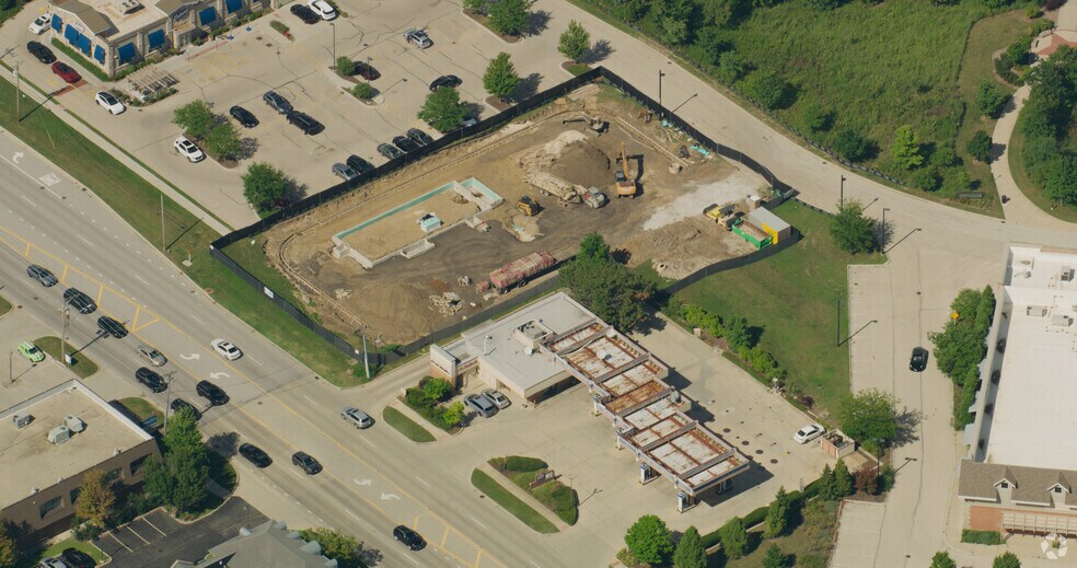 425 Milwaukee Ave, Lincolnshire, IL à vendre - Photo principale – Image 1 sur 1