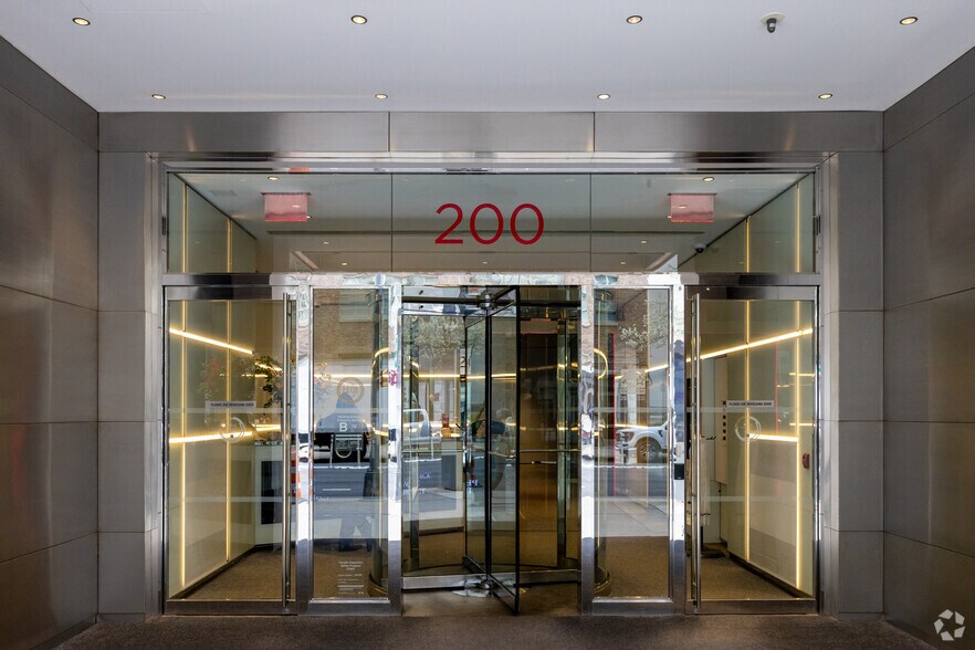 200 Hudson St, New York, NY à louer - Photo de l’immeuble – Image 2 sur 5