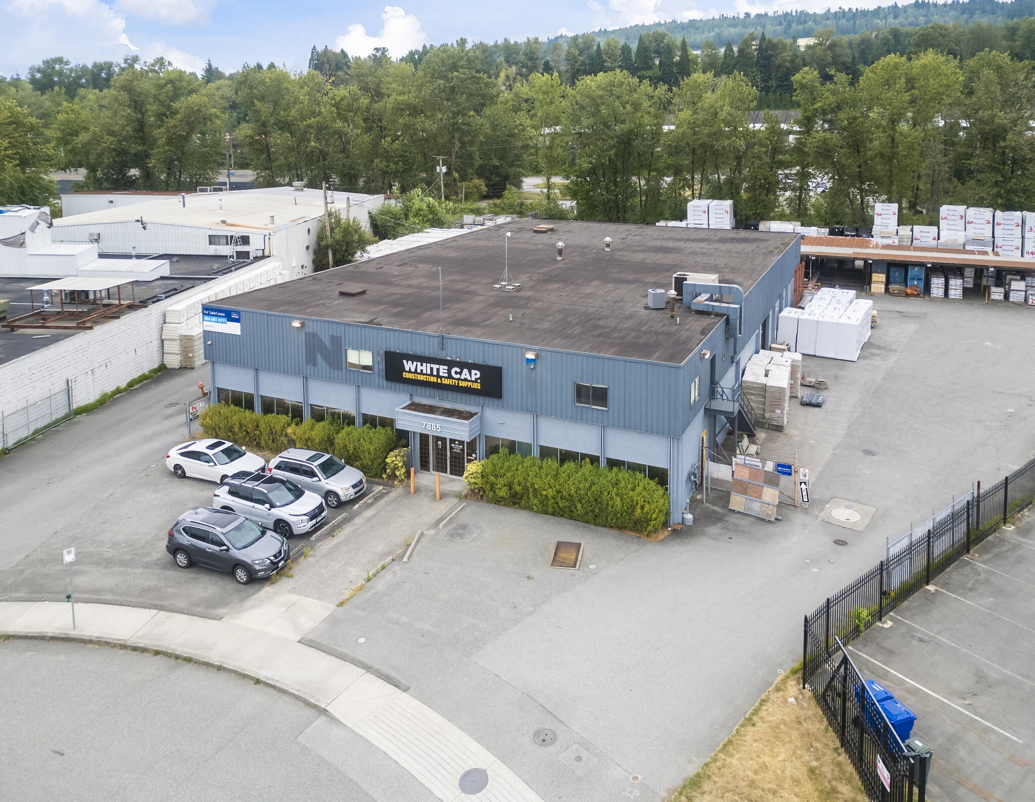 7885 Venture St, Burnaby, BC à louer Photo principale– Image 1 sur 5