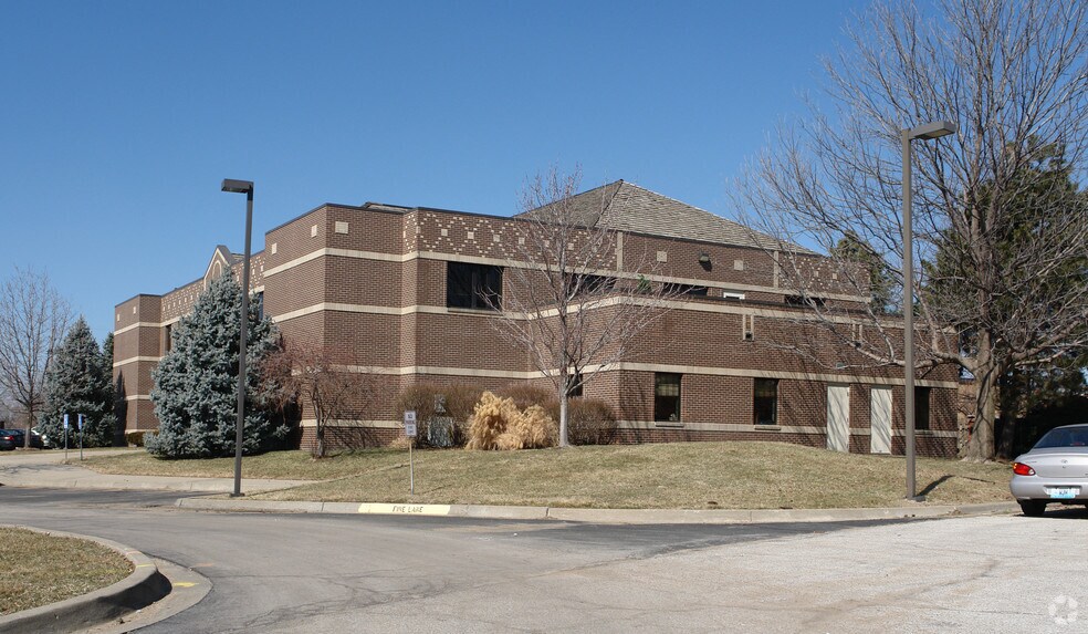 7000 W 121st St, Overland Park, KS à vendre - Photo de l’immeuble – Image 2 sur 6
