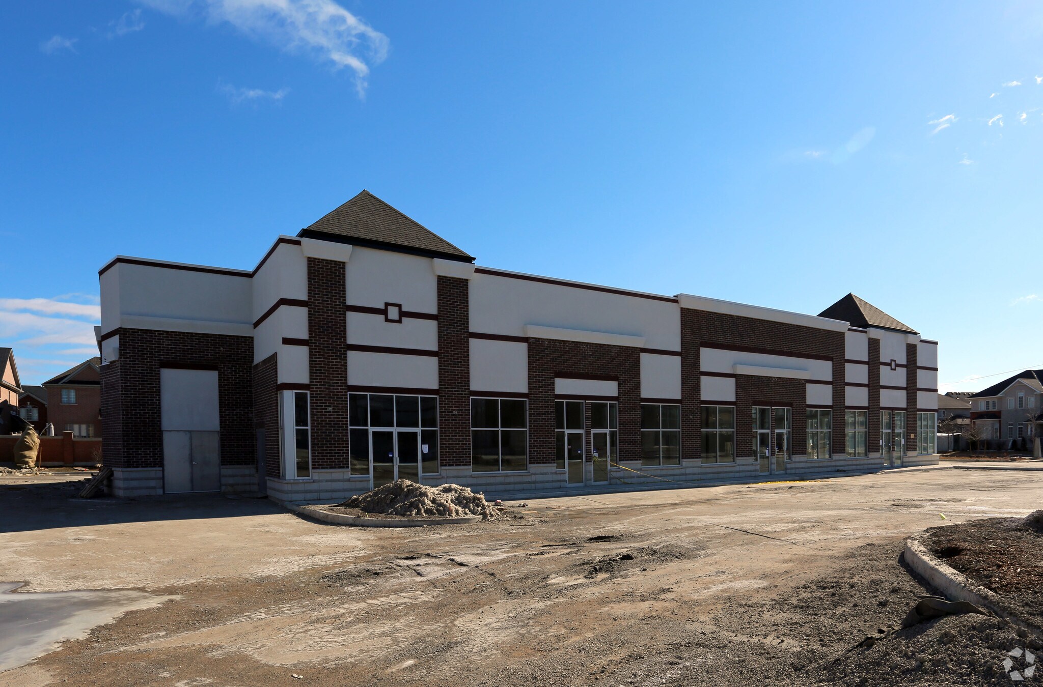 60 Lacoste Blvd, Brampton, ON à louer Photo principale– Image 1 sur 10