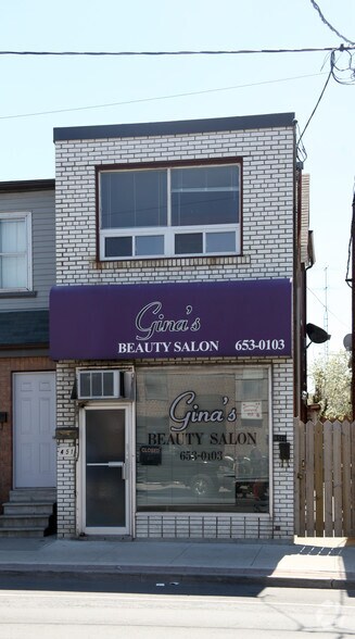 451 Rogers Rd, Toronto, ON à vendre - Photo principale – Image 1 sur 2