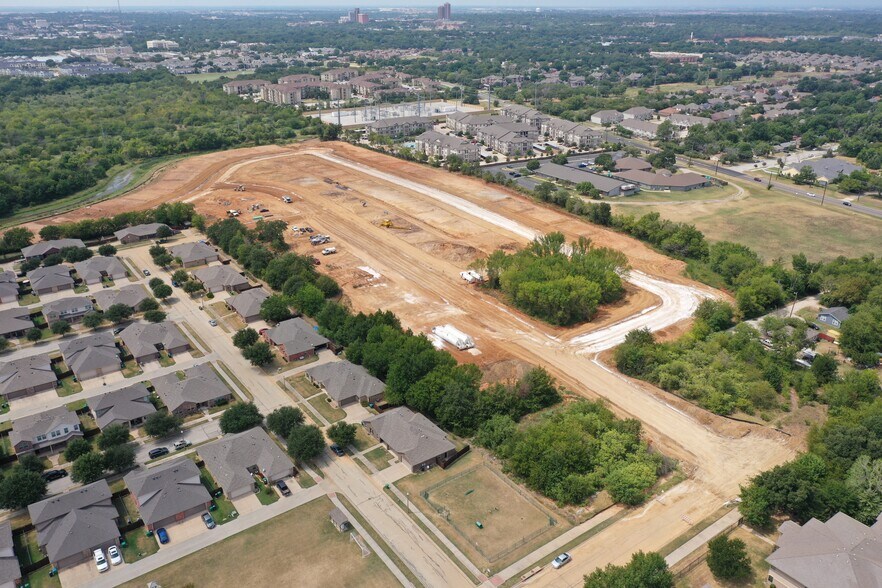 3103 Wagon Trail Dr, Denton, TX à vendre - Photo de l’immeuble – Image 3 sur 7