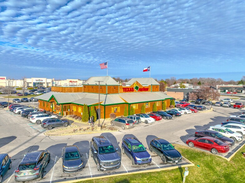 10340 E Us-36, Avon, IN à vendre - Photo de l’immeuble – Image 1 sur 3