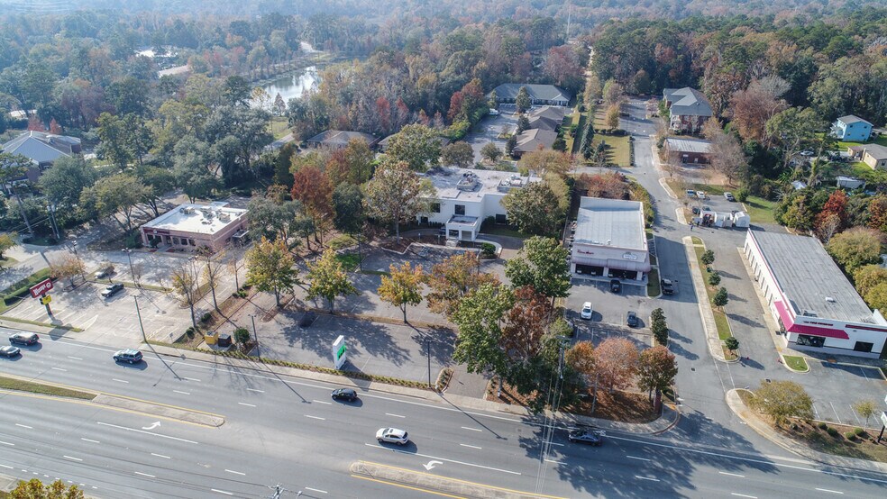 2160 Capital Cir NE, Tallahassee, FL à louer - Photo de l’immeuble – Image 3 sur 24
