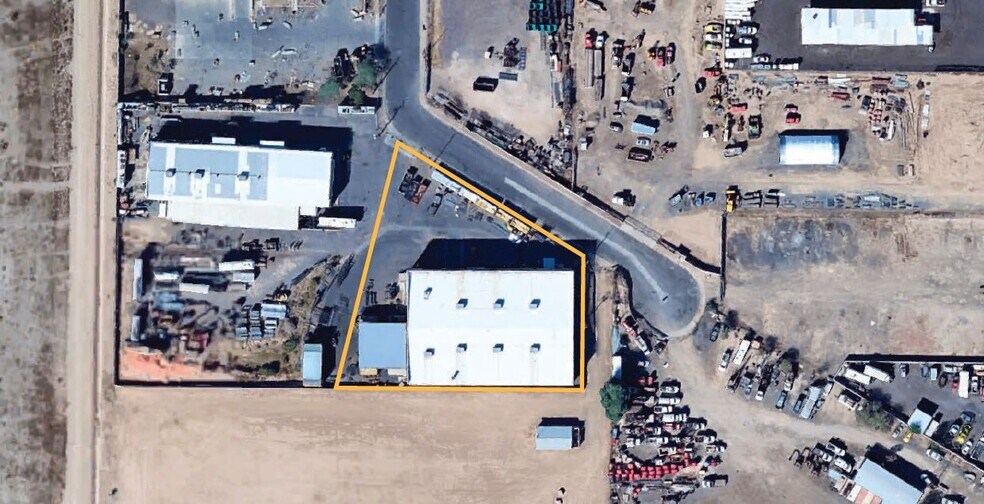 6743 W Farmer Rd, Phoenix, AZ à louer - Photo de l’immeuble – Image 3 sur 5