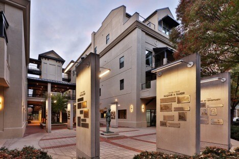233 N Main St, Greenville, SC à vendre - Photo de l’immeuble – Image 3 sur 8