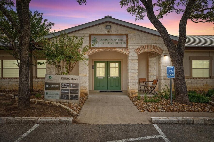 800 W Highway 290, Dripping Springs, TX à vendre - Photo de l’immeuble – Image 3 sur 30