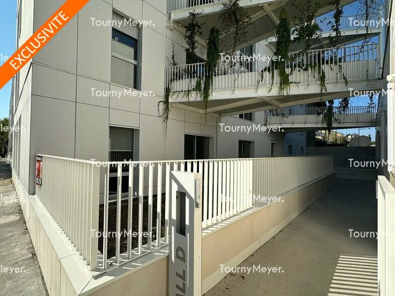 Bureau dans Bordeaux à louer - Photo de l’immeuble – Image 3 sur 5