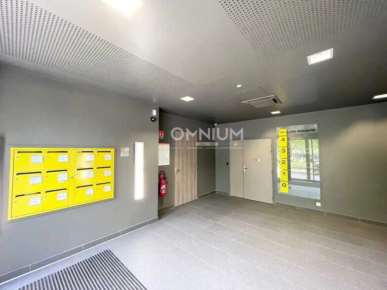 Bureau dans Lyon à louer - Photo de l’immeuble – Image 2 sur 9