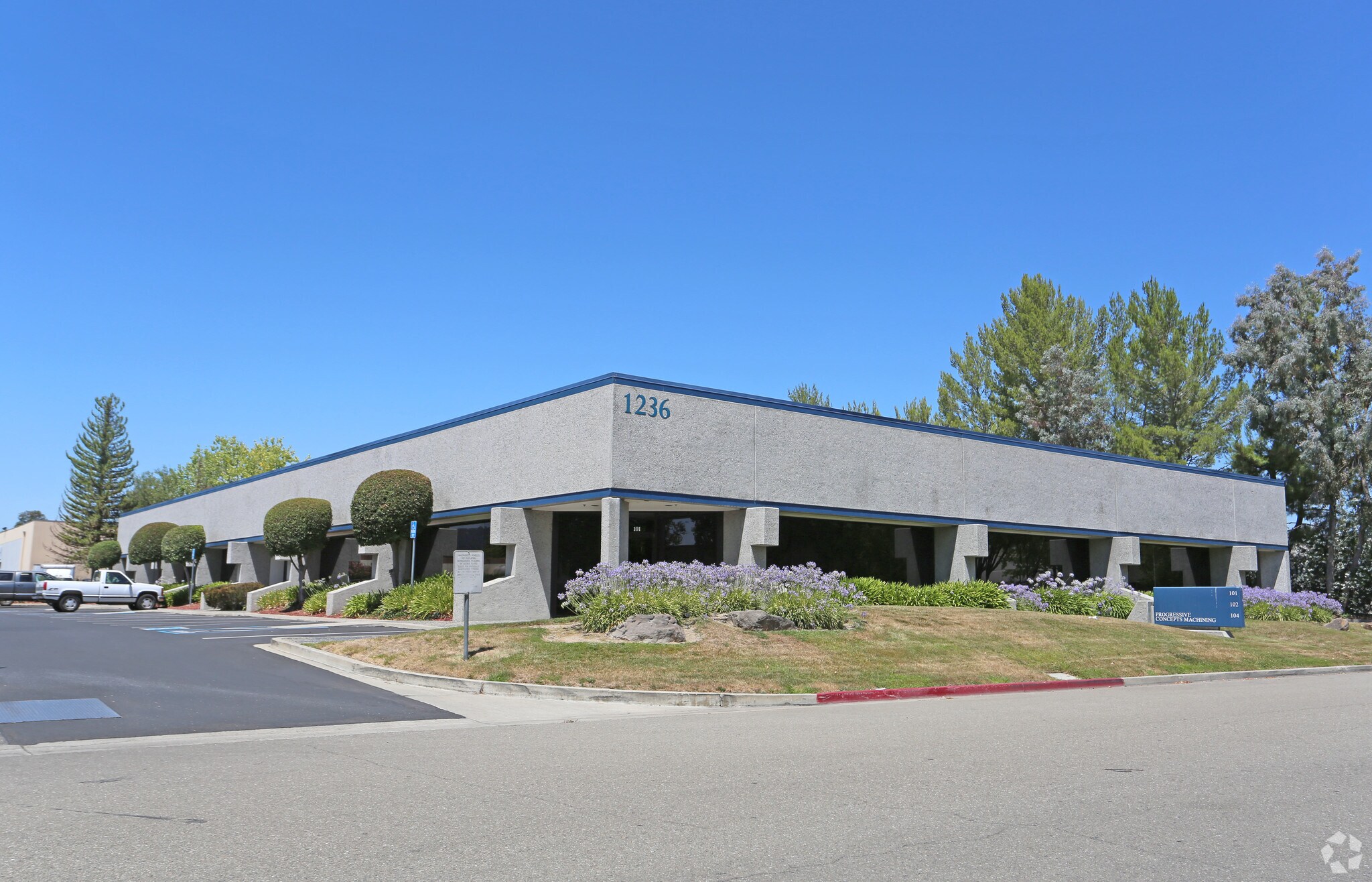 1236 Quarry Ln, Pleasanton, CA à louer Photo principale– Image 1 sur 5