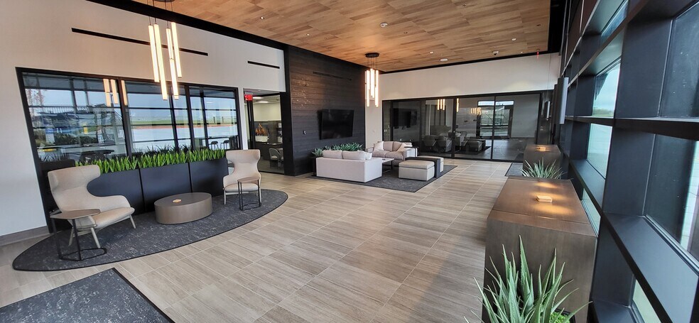 10727 Bernie Webber Dr, Mukilteo, WA à louer - Hall d’entrée – Image 3 sur 5